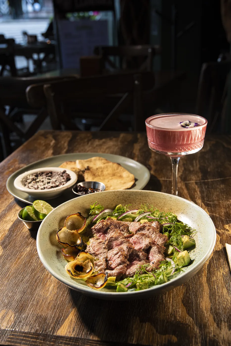 cocteles y tacos